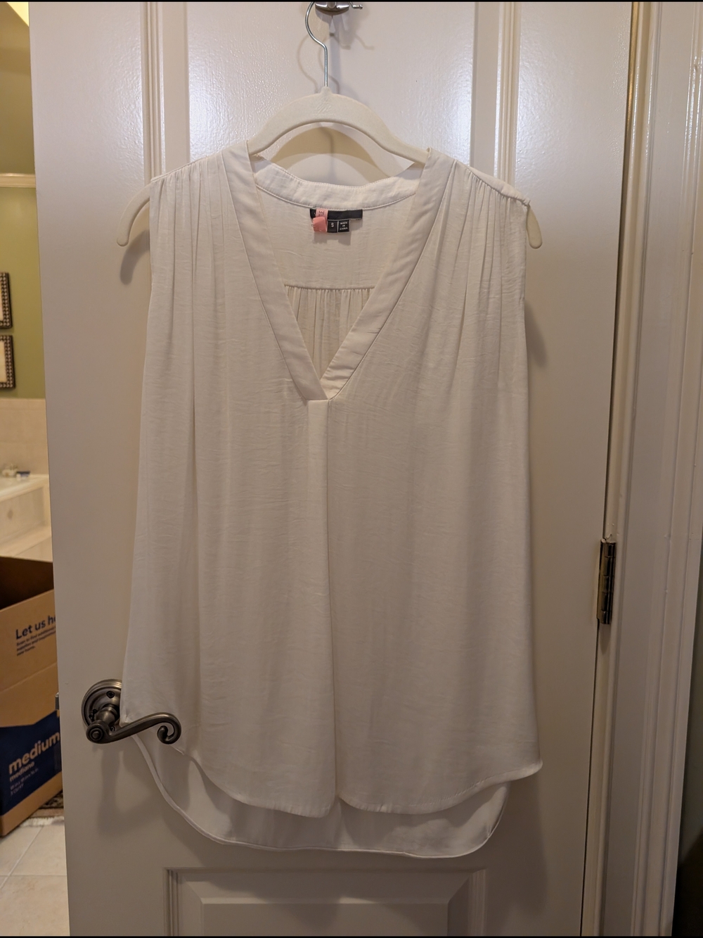 Vince Silk White Sleeveless V-Neck Layered Blouse